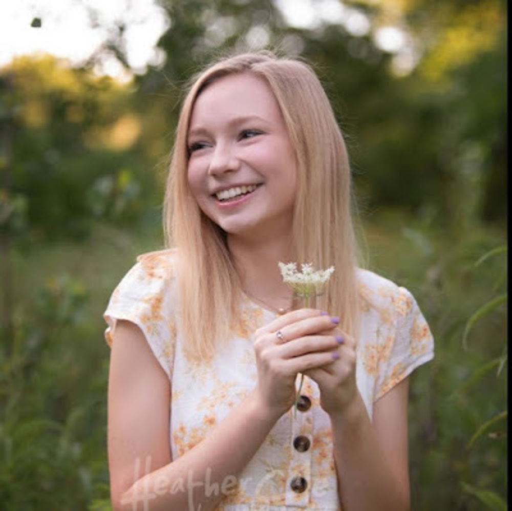 Meet your Posher, Camille